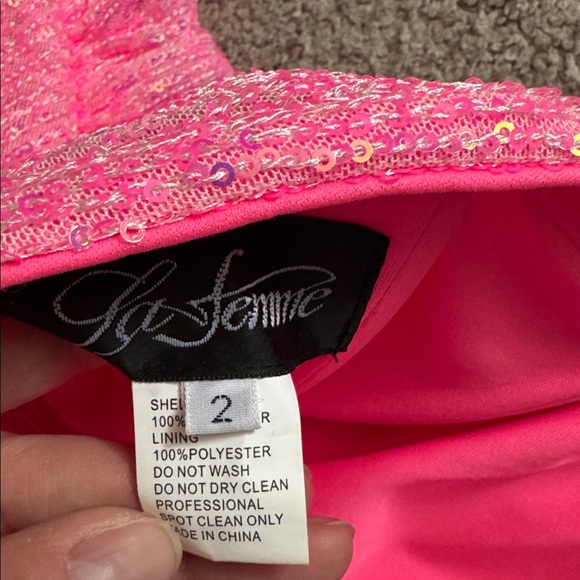 La Femme 3 neon pink one-shoulder sequin short cocktail dress homecoming hoco - Picture 8 of 8